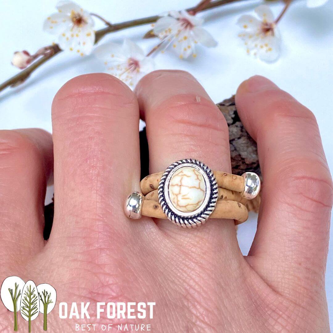 bague liege - bague en liege - bague vegan femme - bague azules portugais - bague made in france - bague made in portugal - bague fantaisie naturelle -bague pas cher - idée cadeau fille - fête des mères - bague pierre blanche