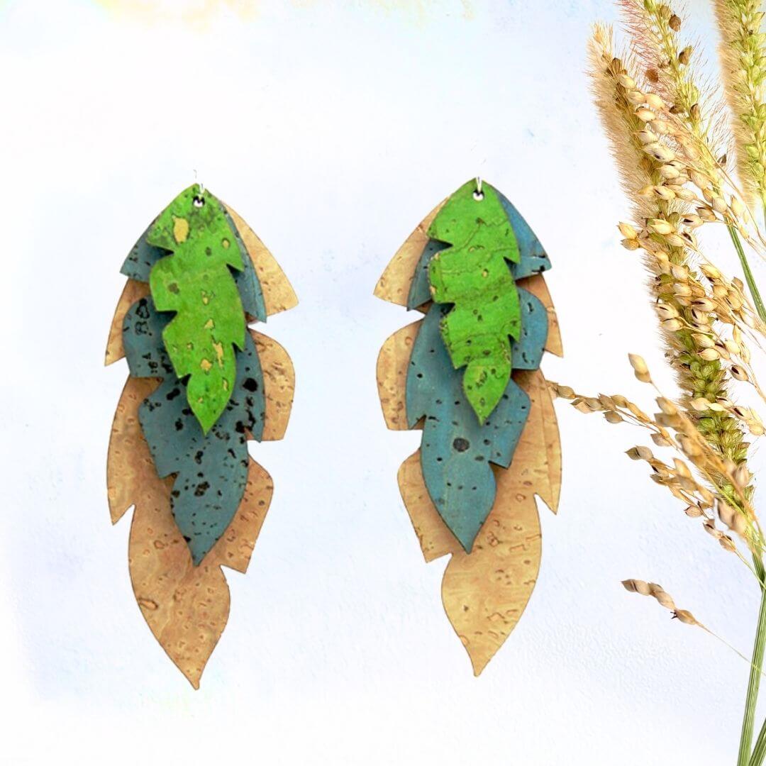 boucles d'oreilles femme liege - boucles d'oreilles fleurs - boucles d'oreille portugal - boucle d'oreille femme légère - boucles d'oreille orange - boucles d'oreilles originales- bijoux liege - bijou en liege portugal - boucle d'oreille liege - bijoux vegan