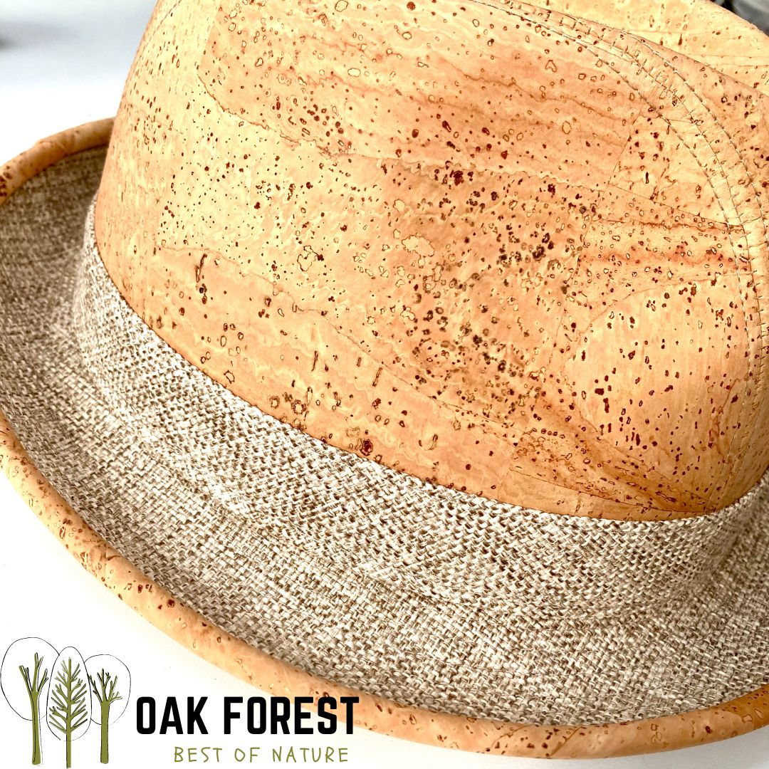 chapeau beret - béret - béret femme - béret homme - béret vegan - béret vegan homme - béret français - bérets - béret chapeau - chapeau beret homme - casquette homme - béret liège - beret liege - béret en liege - beret en liege - casquettes bérets homme - béret cuir végétal - beret femme cuir végétal - cuir vegetal - bonnet béret - casquette vegan - chapeau en liège - chapeau marron homme - chapeau Indiana Jones - chapeau été homme