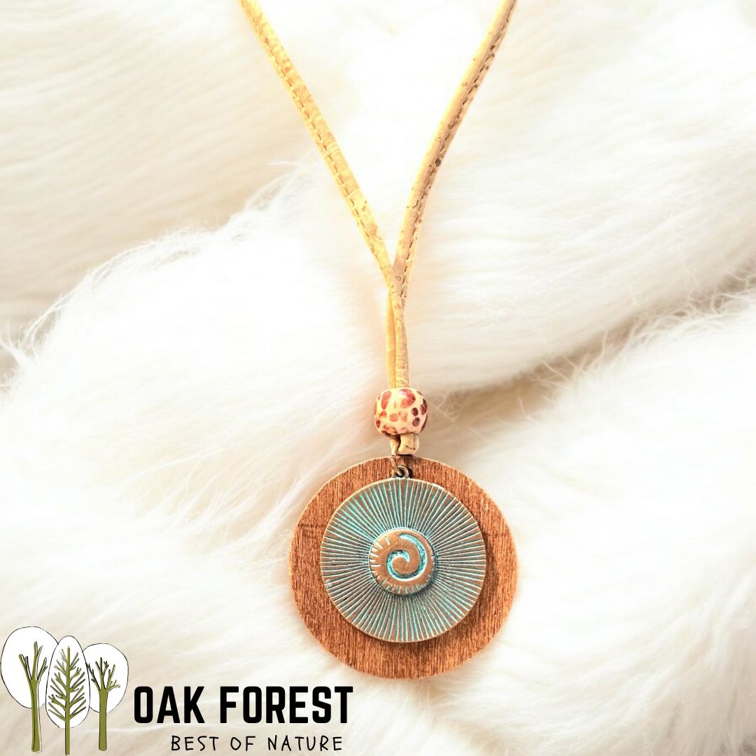 collier en liège - collier en liege - collier liège - collier liege - collier bois- Mandala- collier fantaisie - collier pas cher - idée cadeau noël - idée cadeaux Noel - pendentif - collier coeur - collier vegan - collier femme vegan - collier femme palmier - collier femme feuille portugal - collier bleu femme - collier soleil femme - collier turquoise femme