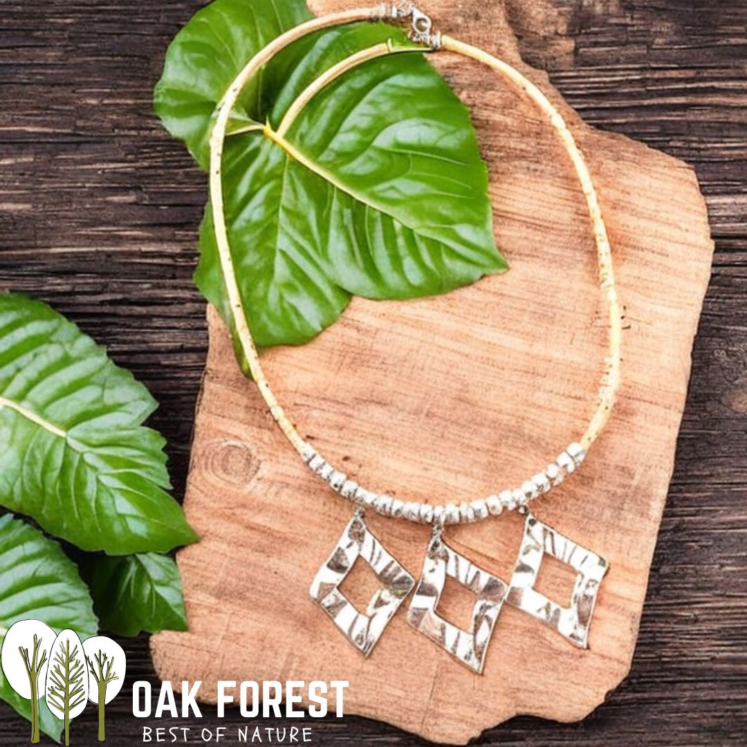 collier liege - collier en liege - collier liege - collier en liège - collier liège portugal - collier liege artisanal - liege made in France - collier vegan femme - collier Vegan en liege - idée cadeaux - idée cadeau - fête des mères - idée cadeau femme - idée cadeau maman - idées cadeaux anniversaire