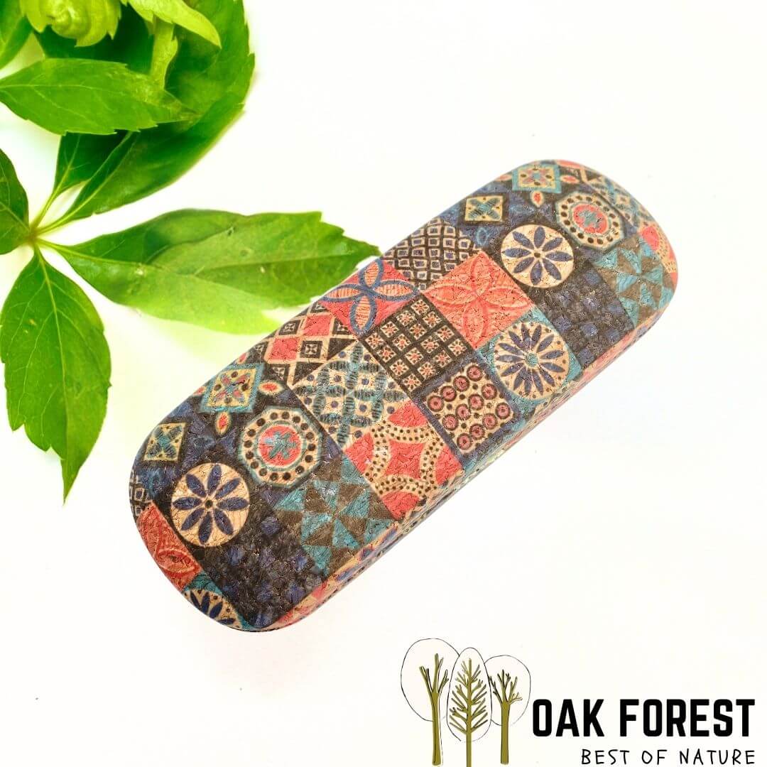 etui à lunettes rigide en bois de liège portugais motifs colorés azulejos