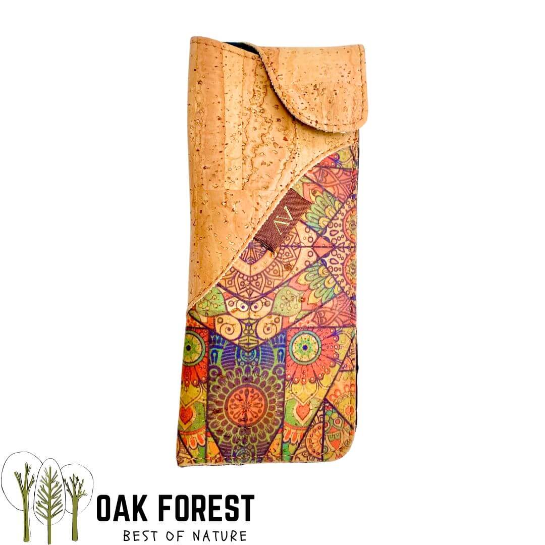 étui à lunettes en liège - étui en liège - pochette en liège - boite à lunette en liège - protège lunettes en liège - boite à lunette vegan - étui à lunettes vegan - protection lunettes de soleil en liège - range lunettes de vue - range lunettes de soleil - ranger ses lunettes - étui en lunette original - étui a lunette végétal