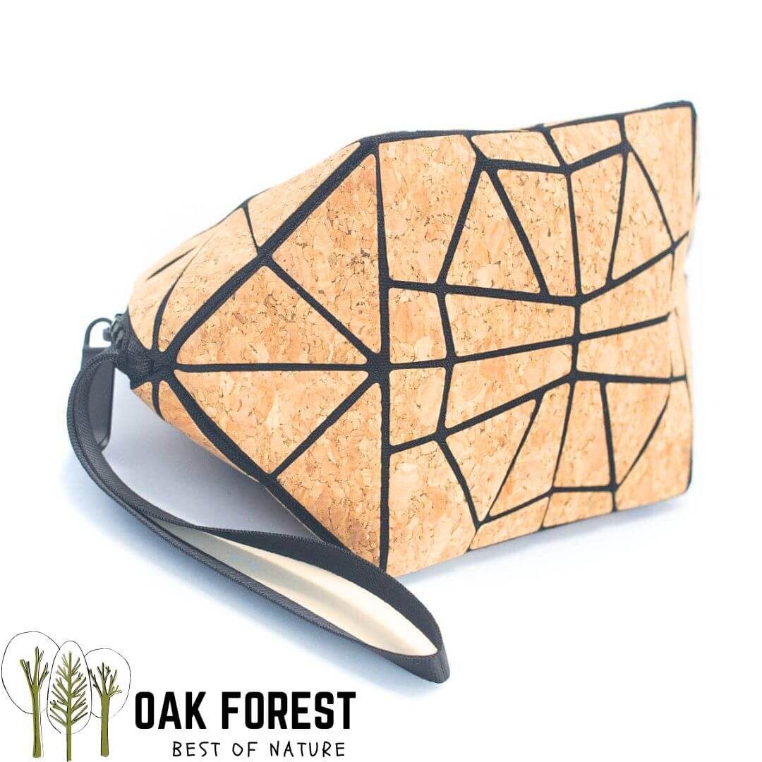 trousse de rangement - trousse à maquillage - trousse écolier - pochette femme moderne - pochette liege vegan - pochette en liège - pochette ne liege portugal - pochette de rangement polyvalente - pochette origami - pochette naturelle en cuir végétal - idée cadeau femme vegan - pochette noire de rangement - porte monnaie vegan en liege - porte monnaie - trousse de voyage -