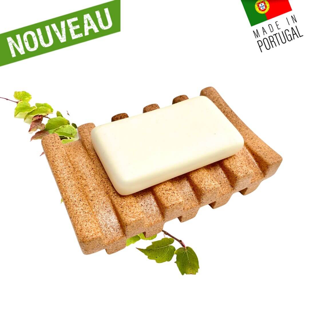 porte savon en liège vegan - boite à savon - boite savon voyage - boite savon ecoresponsable - porte savon naturel - porte savon recyclé - rangement savon - boite transport savon - boite savon salle de sport - boite en liège portugal - accessoire salle de bain naturel
