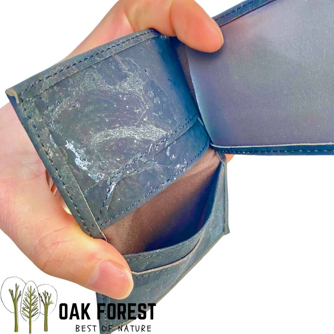 porte carte en liege - protege cartes en liege vegan - pochette pour cartes de crédit - pochette vegan en liege - range carte pour homme - portefeuille homme mini - protection cartes contre vol - RFID cartes