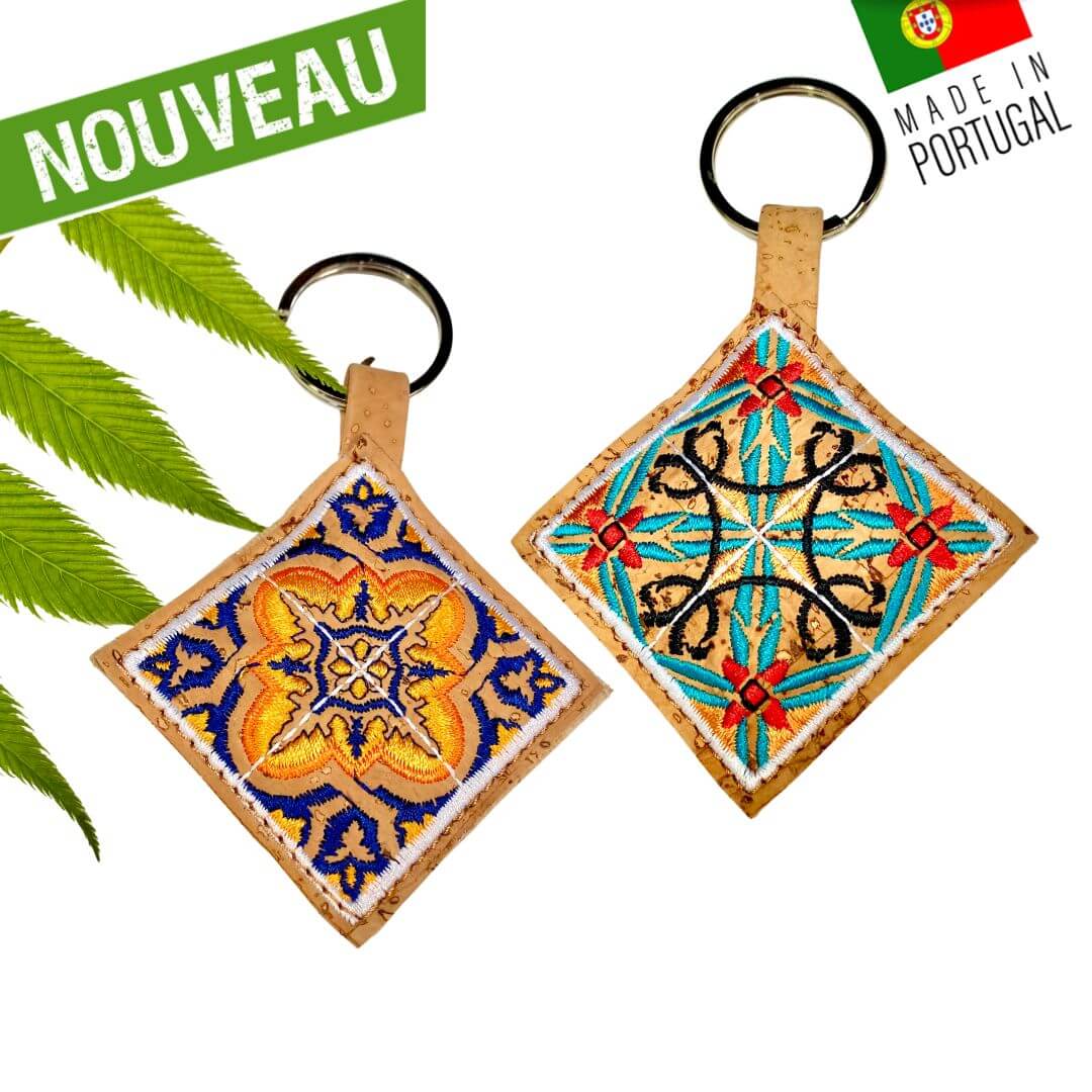 Porte clé en liege vegan "Brodé"