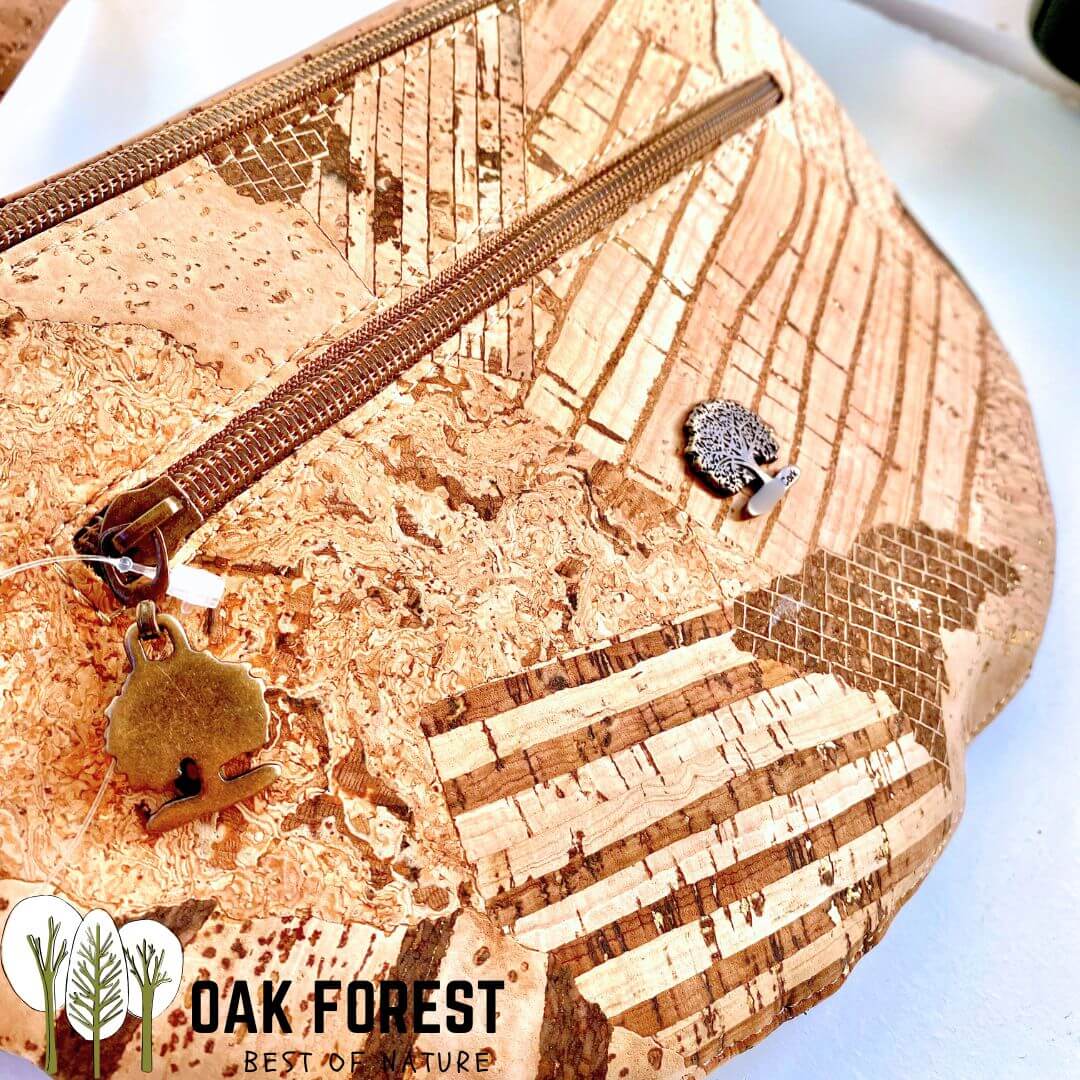 sac banane en liege - sac banane en liège - sac banane homme vegan liege - sac banane femme vegan liège portugal - sac banane vegan - sac banane cuir végétal - sac banane artisanale made in france - sac banane made in Portugal - sac banane cuir de liège - Montado - Sac montado - sac liege montado - sac banane montado