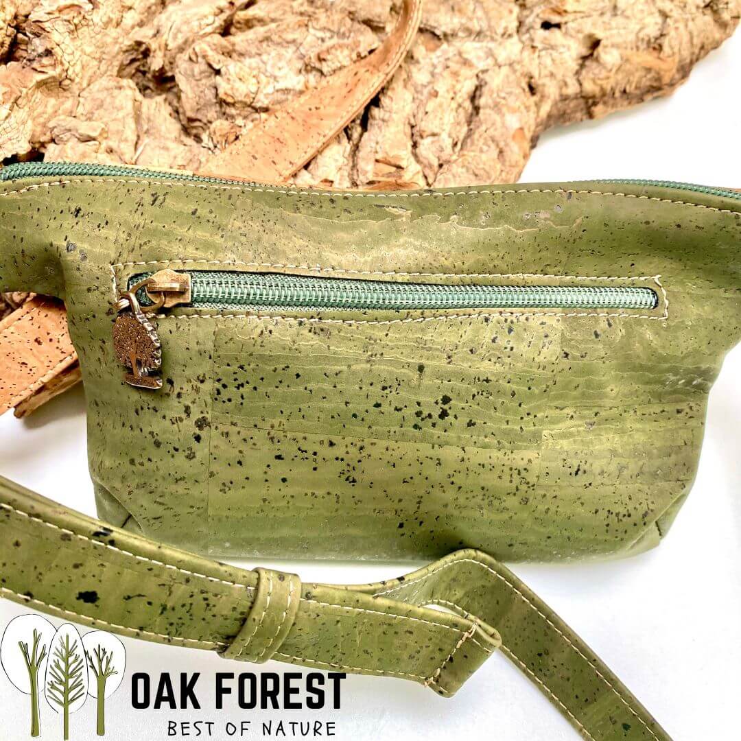 sac banane en liege - sac banane en liège - sac banane homme vegan liege - sac banane femme vegan liège portugal - sac banane vegan - sac banane cuir végétal - sac banane artisanale made in france - sac banane made in Portugal - sac banane cuir de liège