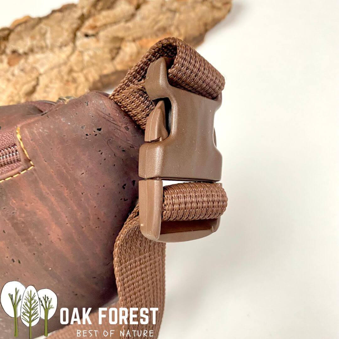 sac banane en liege - sac banane en liège - sac banane homme vegan liege - sac banane femme vegan liège portugal - sac banane vegan - sac banane cuir végétal - sac banane artisanale made in france - sac banane made in Portugal - sac banane cuir de liège