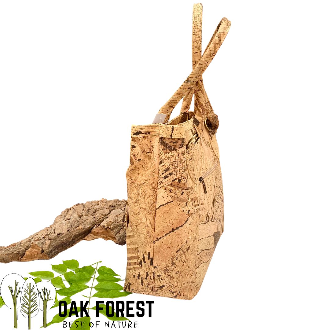 sac en liège portugal - mode durable - sac à main liege design - sac léger - sac matériau renouvelable - alternative cuir vegan - liège durable - liege écologique - sac femme écologique - sac femme naturel - sac en liège - sac en bois écologique - sac durable femme moderne - sac porté épaule