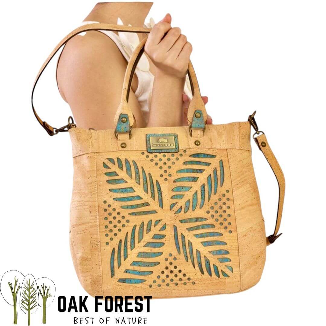 sac cartable homme vegan - sac bandouliere homme vegan liège - sac liège vegan - cartable vegan en liège Portugal - sac léger en liège - sac cuir végétal femme - cartable femme vegan - besace en liege vegan - besace homme camel - sac camel en liege vegan - sac made in France - sac homme made in France - sac Montado - sac liege Montado - Montado