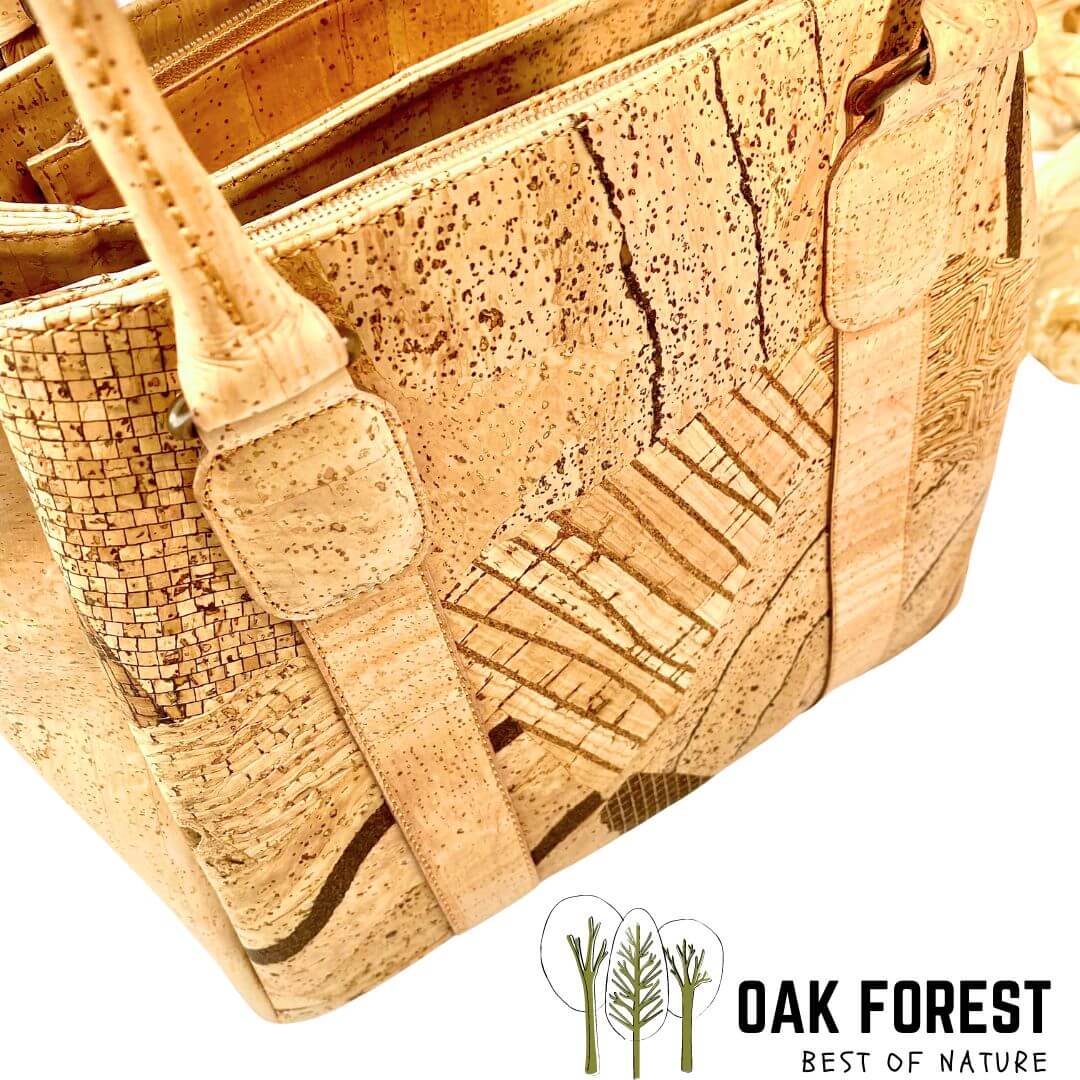 sac cartable homme vegan - sac bandouliere homme vegan liège - sac liège vegan - cartable vegan en liège Portugal - sac léger en liège - sac cuir végétal femme - cartable femme vegan - besace en liege vegan - besace homme camel - sac camel en liege vegan - sac made in France - sac homme made in France - sac Montado - sac liege Montado - Montado