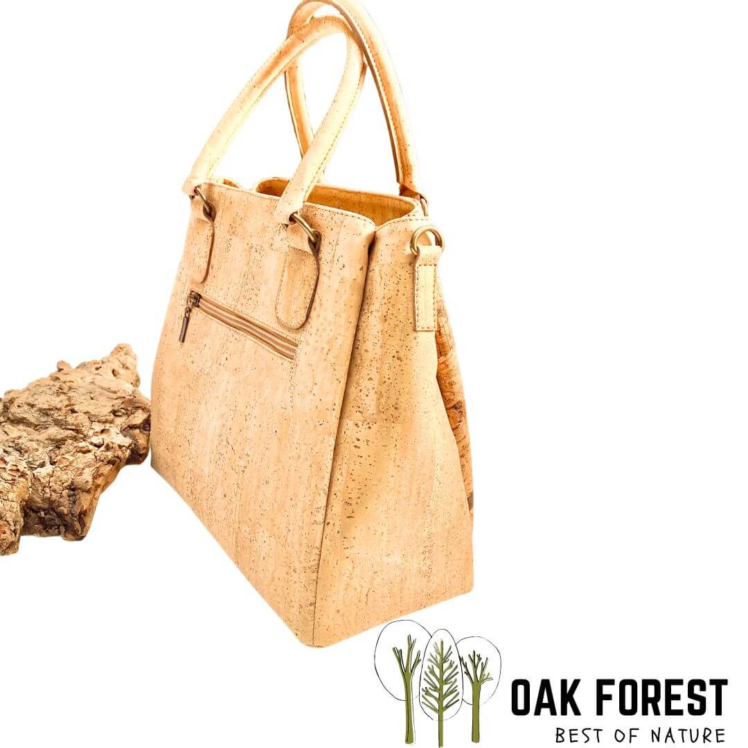 sac cartable homme vegan - sac bandouliere homme vegan liège - sac liège vegan - cartable vegan en liège Portugal - sac léger en liège - sac cuir végétal femme - cartable femme vegan - besace en liege vegan - besace homme camel - sac camel en liege vegan - sac made in France - sac homme made in France - sac Montado - sac liege Montado - Montado