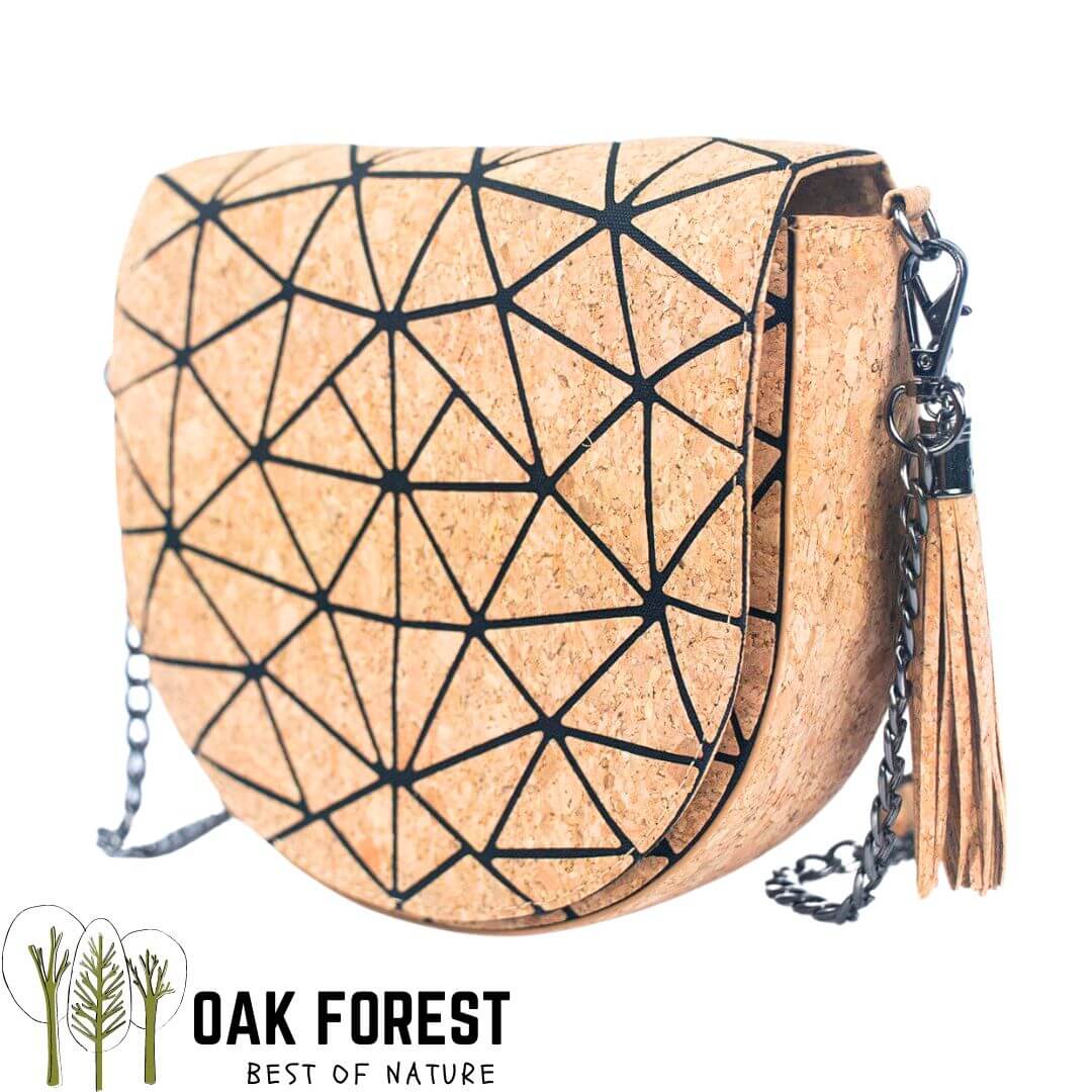 sac en liège - sac en liege - sac bandoulière en liège - sac bandouliere en liege - sac à main liège - sac bandoulière femme - sac origami - sac original - sac vegan - sac cuir végétal - sac bandoulière pas cher - sac bandoulière petit prix- sac naturel - petit sac fille - sac pratique - sac géométrique-sac à main en liège portugal - mode éthique - liège durable - liège écologique - artisanat durable - portugal - arbre de vie - sac naturel femme - idée cadeau écologique - sac vegan femme