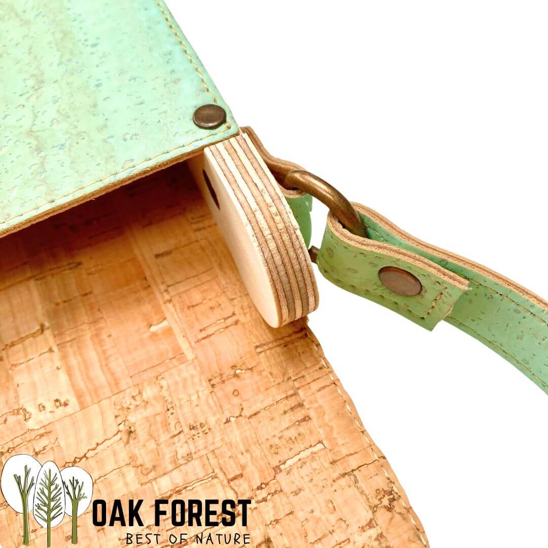 sac en liège - sac en liege - sac bandoulière en liège - sac bandouliere en liege - sac à main liège - sac bandoulière femme - sac origami - sac original - sac vegan - sac cuir végétal - sac bandoulière pas cher - sac bandoulière petit prix- sac naturel - petit sac fille - sac pratique - sac géométrique-sac à main en liège portugal - sac pastel femme - sac en bois femme vegan