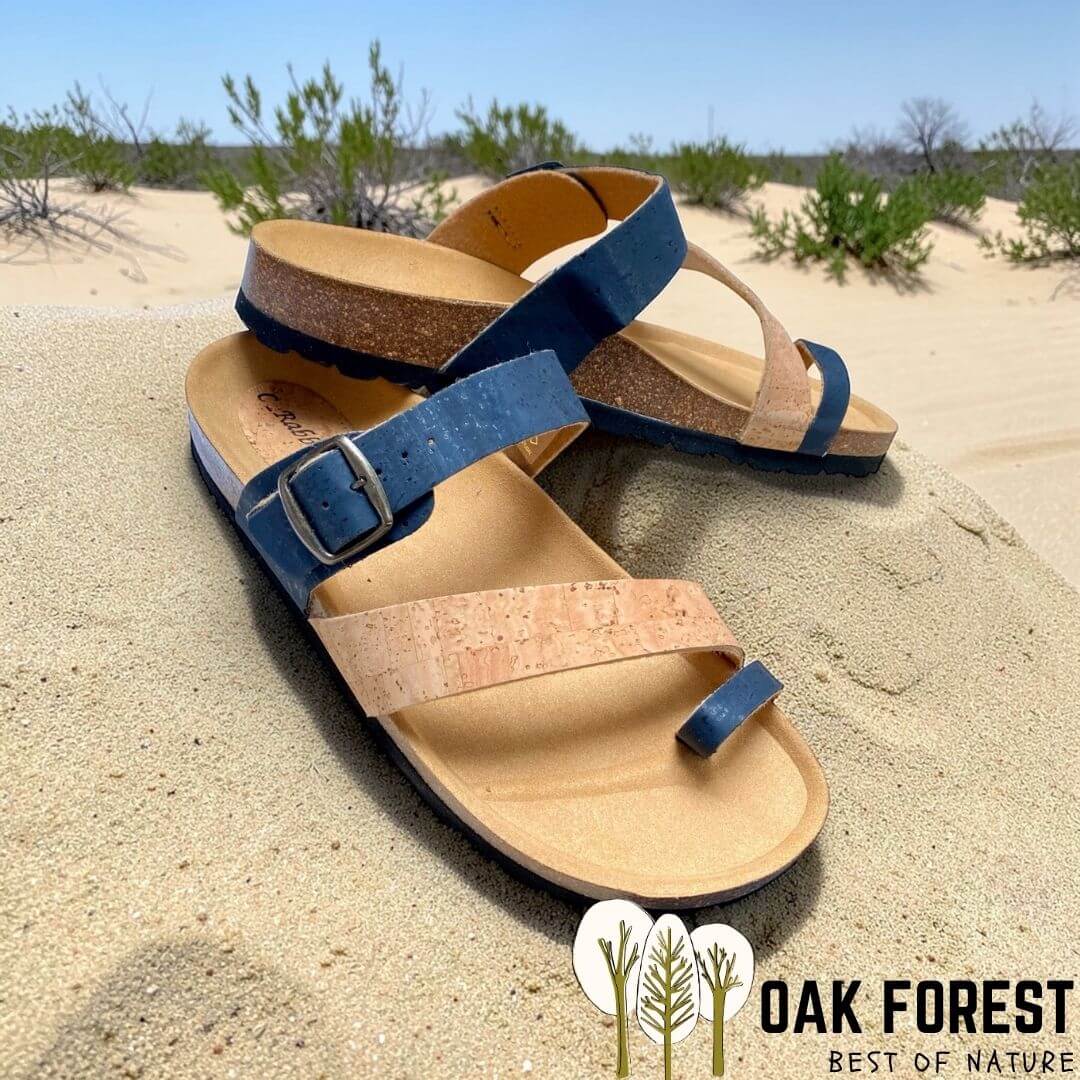 Sandales en liège bicolore marine et naturel modèle Indiana - claquette vegan de plage