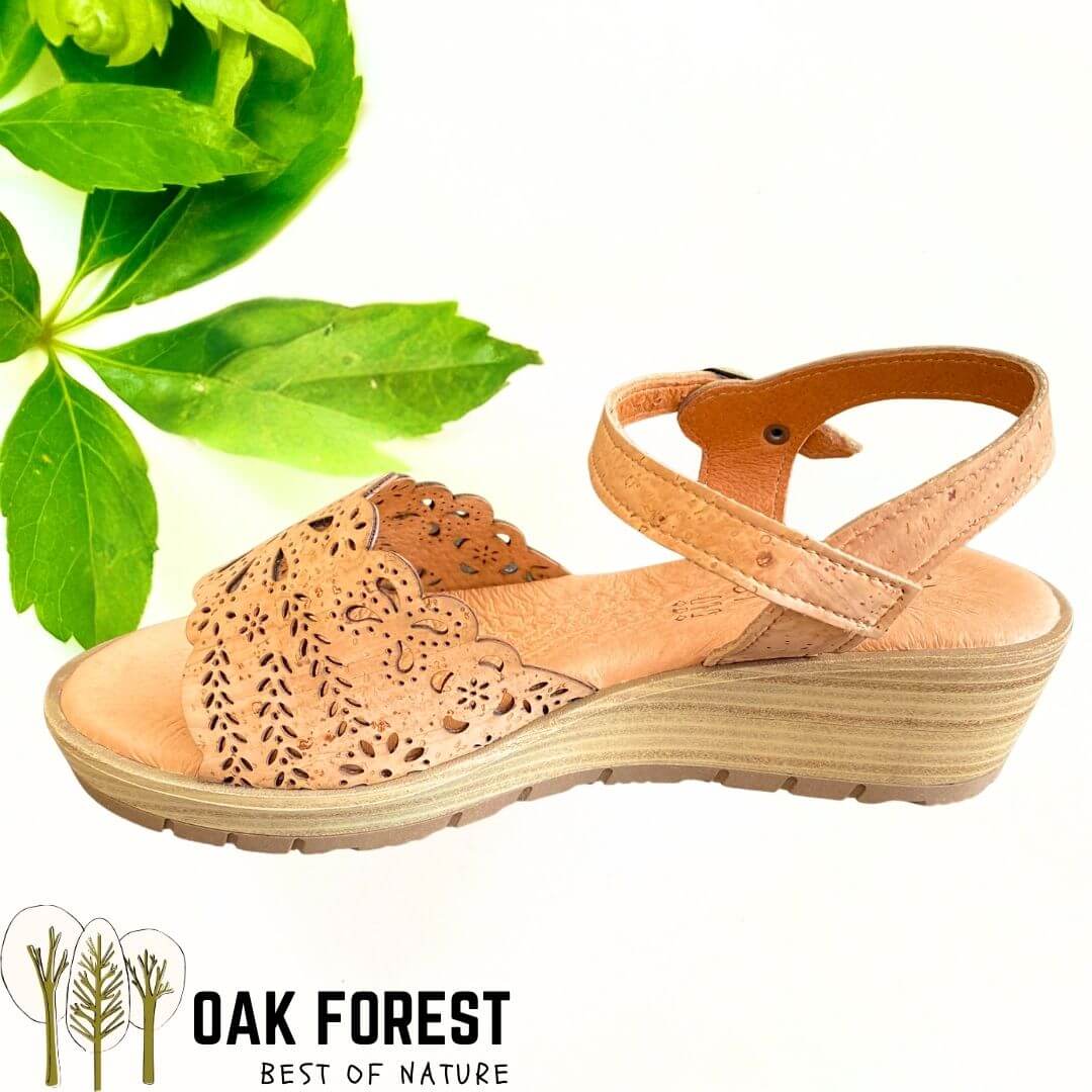 claquette vegan liege - claquette vegan femme - claquettes vegan femme - sandale vegan femme - sandales vegan femme - sandales made in France - sandales made in Portugal - Sandales cuir végétal - sandale en liège - sandales en liège - montado - sandales montado - chaussure montado - montado portugal