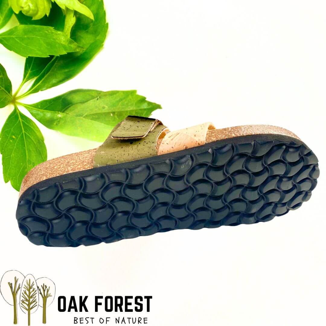 claquette vegan liege - claquettes vegan femme - claquettes vegan homme - tong vegan homme - tong vegan femme - tongs made in France - tongs made in Portugal - Tongs cuir végétal - tong en liège - tongs mixtes en liège - tong mixte - sandales en liège - sandales femme liege - Birkenstock liege - Birkenstocks liege - Birkenstock femme liège - montado - Birkenstock homme - sandales homme été - tongs homme vegan