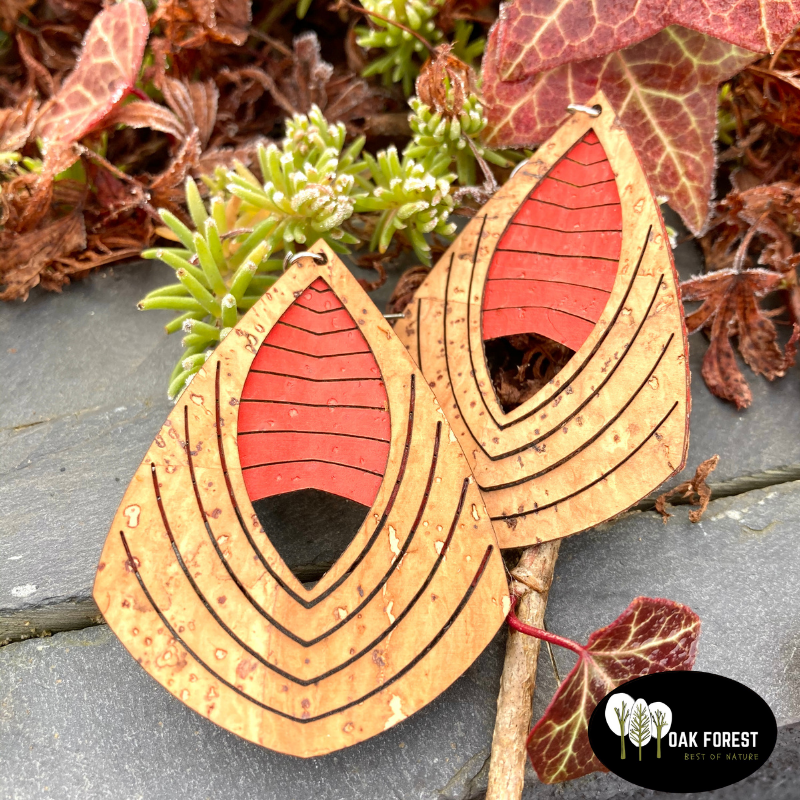 Boucles d'oreilles liège - boucle d'oreille liege - boucles d'oreilles bois - origami - colombes - boucles d'oreilles Vegan - Boucles d'oreilles fantaisie - Boucles d'oreilles légères - Boucles d'oreilles Portugal - Boucles d'oreilles légères - Boucles d'oreilles naturelles - Boucle d'oreille rouge