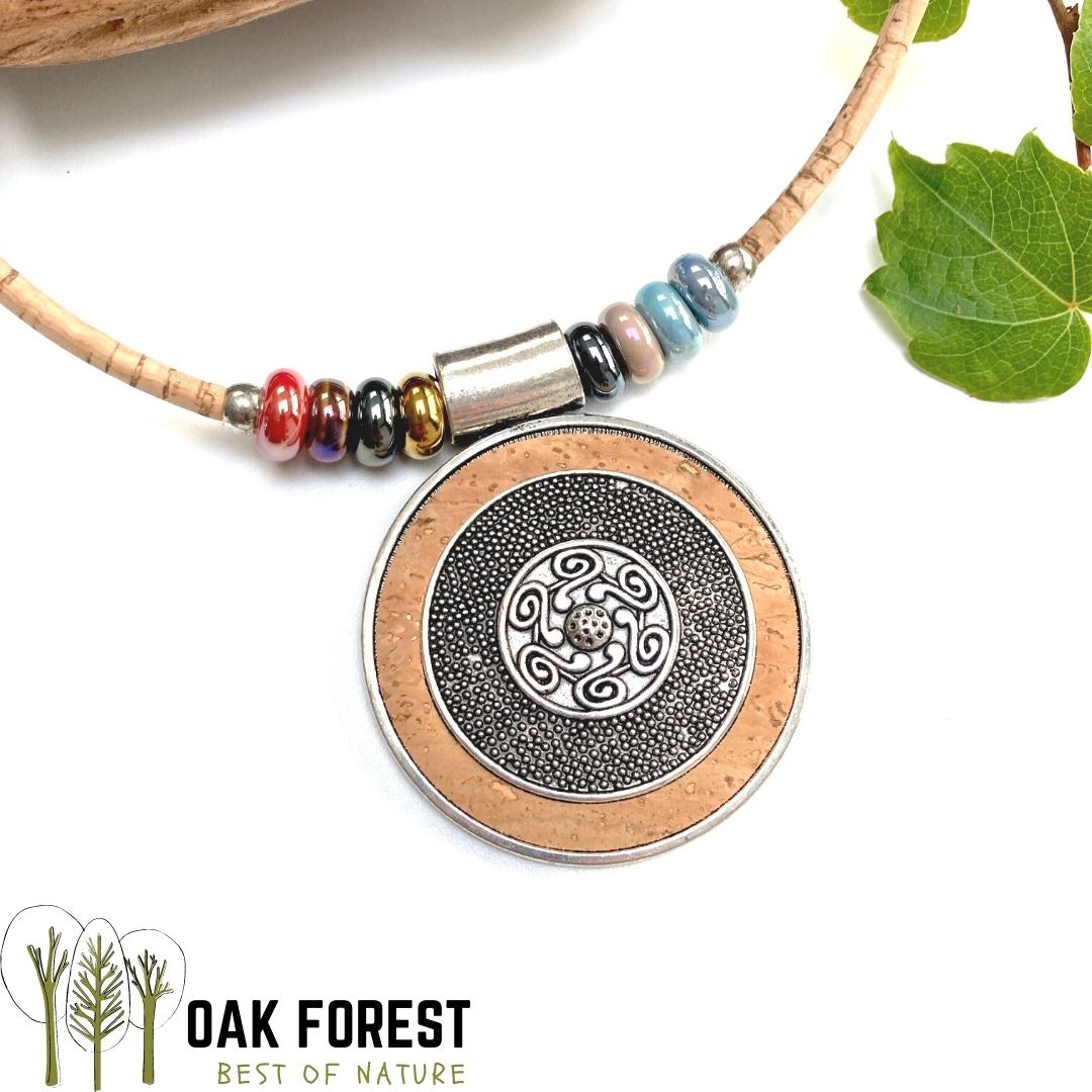 collier femme naturel - collier liege - collier en liege made in France - collier liege made in Portugal - collier liège - collier femme vegan - collier orange femme - collier feuille femme vegan - collier cuir végétal - collier cuir vegan - collier vegan femme - fête des mères - idée cadeaux