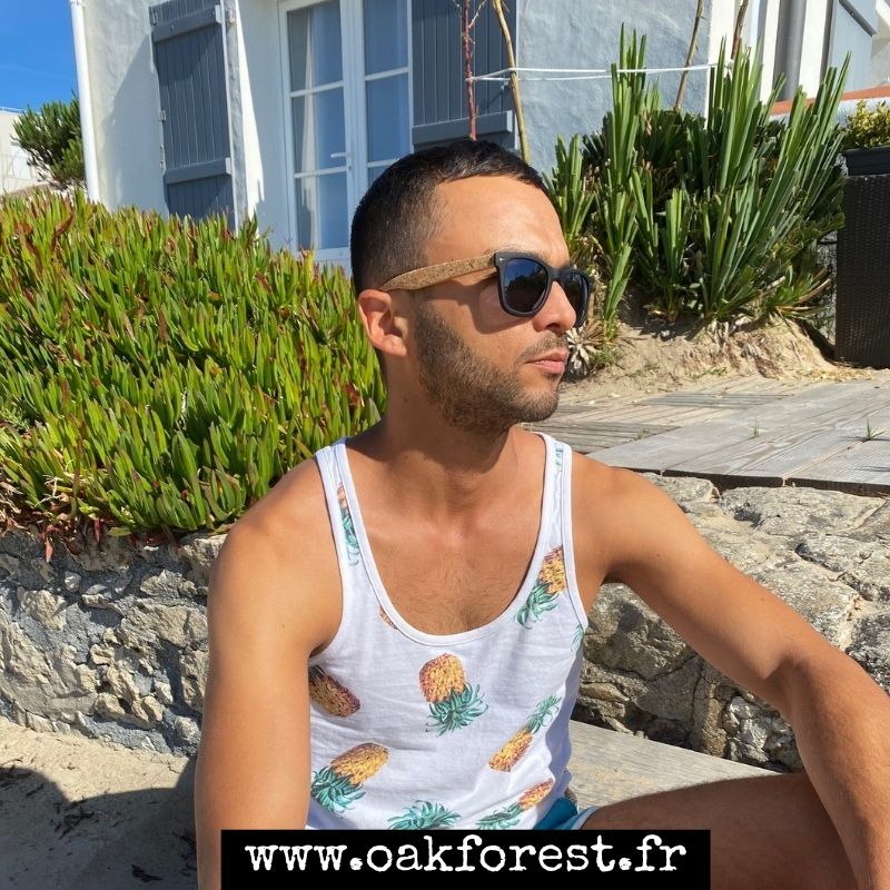 lunette de soleil en liège - lunettes de soleil en liège - lunettes de soleil en liege - lunette de soleil en liege - lunettes vegan - lunette vegan - lunettes artisanales - lunettes bois - lunettes en bois - lunettes de soleil stylées - lunettes de soleil liège - lunettes de soleil tendances - lunettes femme - lunettes homme