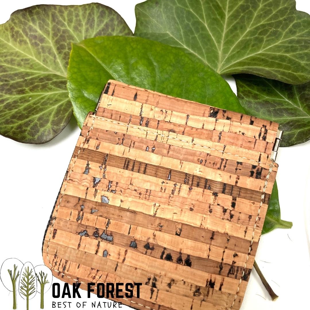 porte monnaie liege portugal - porte monnaie liège Portugal - Porte-monnaie en liège - porte-monnaie en liege - porte monnaie femme - port monnaie fleuri femme - porte monnaie femme vegan - porte monnaie cuir végétal - porte monnaie vegan flower - idée cadeaux femme - pochette en liège vegan - trousse en liège vegan - made in portugal - made in France - porte monnaie rouge - porte monnaie homme - porte monnaie vegan bordeaux