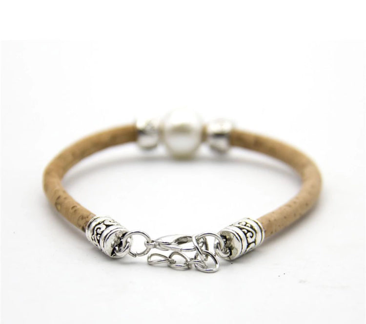 bracelet perle liege vegan - bracelet vegan - made in france - made in portugal - bracelet épuré - bracelet chic naturel