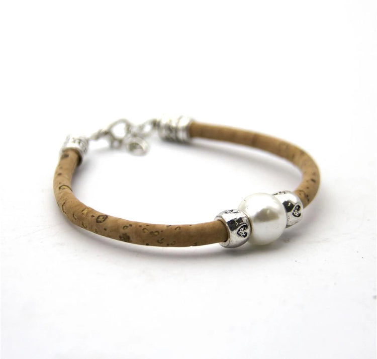 bracelet perle liege vegan - bracelet vegan - made in france - made in portugal - bracelet épuré - bracelet chic naturel