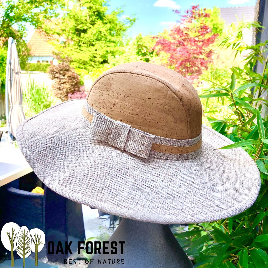 chapeau beret - béret -  béret femme - béret vegan - béret vegan femme - béret français - bérets - béret chapeau - chapeau beret femme - casquette femme - béret liège - beret liege - béret en liege - beret en liege - casquettes bérets homme - béret cuir végétal - beret femme cuir végétal - cuir vegetal - bonnet béret - casquette vegan - chapeau en liège - chapeau beige femme - chapeau capeline femme - chapeau été femme - couvre chef femme vegan - chapeau estival - idée cadeau - fête des mères
