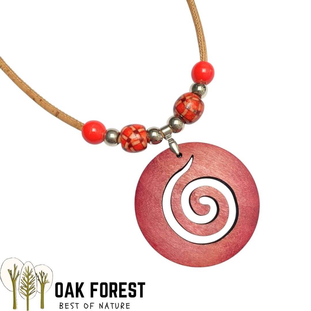 Collier en liège "Spirale" – Médaillon bois ajouré rouge bordeaux