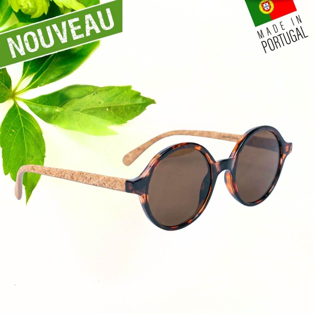 lunette de soleil en liège - lunettes de soleil en liège - lunettes de soleil en liege - lunette de soleil en liege - lunettes vegan - lunette vegan - lunettes artisanales - lunettes bois - lunettes en bois - lunettes de soleil stylées - lunettes de soleil liège - lunettes de soleil tendances - lunettes femme - lunettes homme - lunettes mixte soleil - lunette mixte soleil vegan
