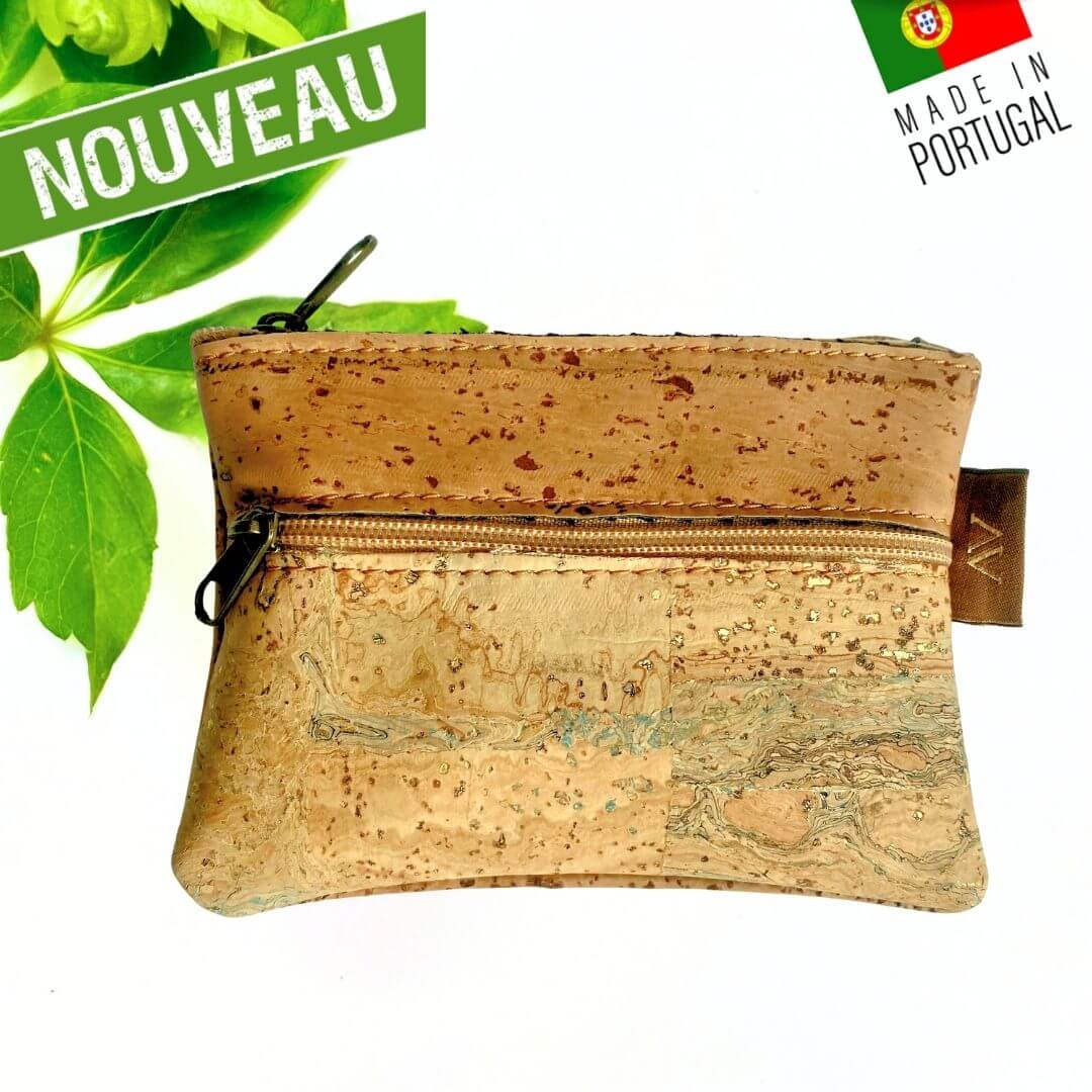 Porte-monnaie Camel Doré en liège naturel marbré aux reflets dorés vue de face deux poches zippées