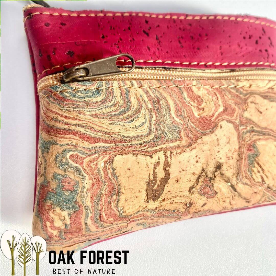 Détail du liège marbré aux volutes rose saumon turquoise et naturel du porte-monnaie Terra Rosa