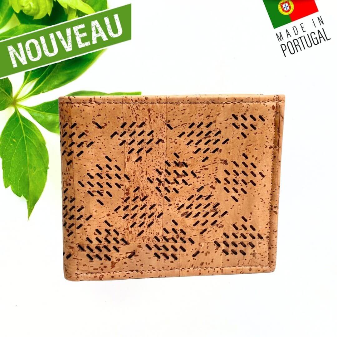 Portefeuille homme en liège naturel Persia avec motif perforé géométrique, dimensions 12 × 10 cm