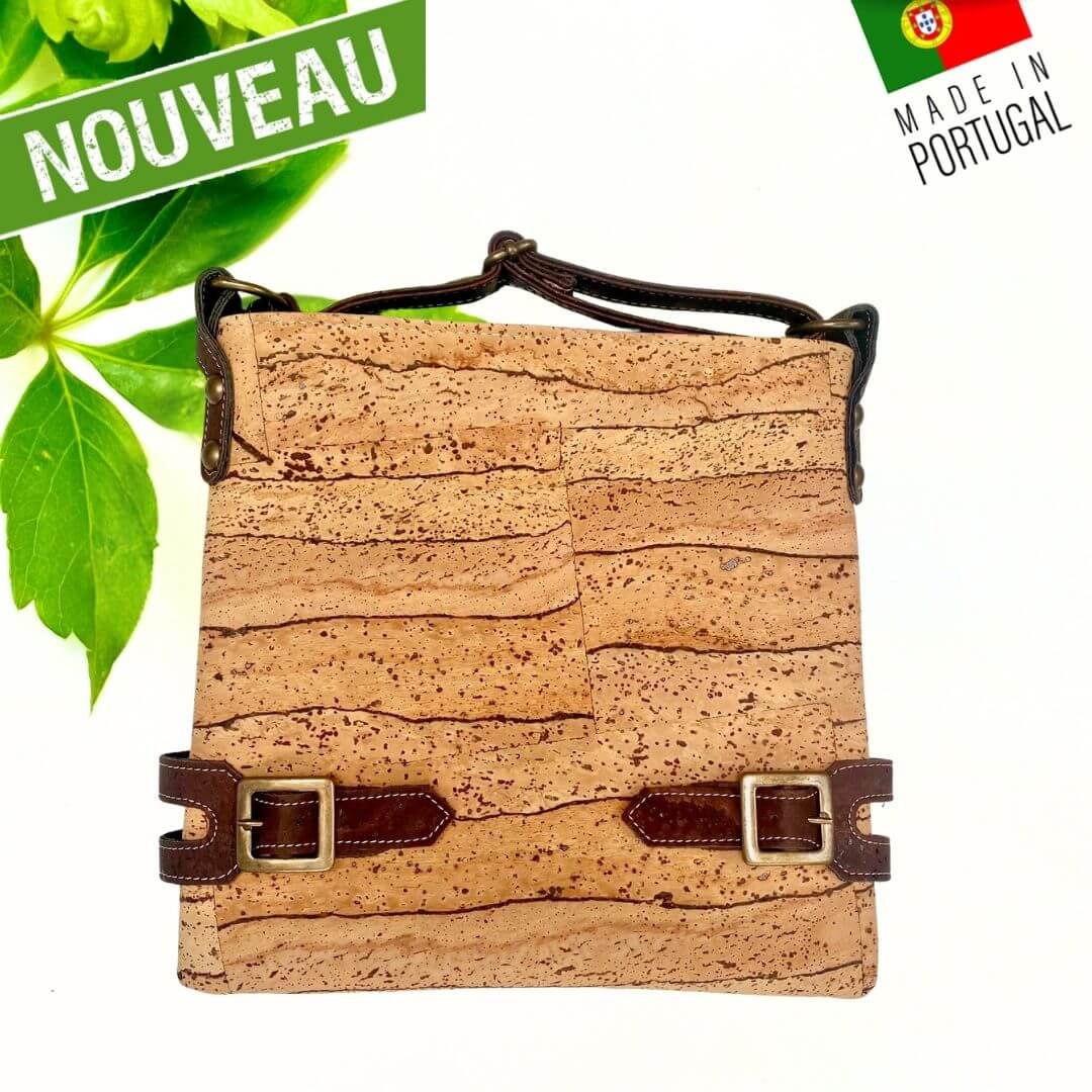 sac en liège - sac en liege - sac bandoulière en liège - sac bandouliere en liege - sac à main liège - sac bandoulière femme - sac origami - sac original - sac vegan - sac cuir végétal - sac bandoulière pas cher - sac bandoulière petit prix- sac naturel - petit sac fille - sac pratique - sac géométrique-sac à main en liège portugal - mode éthique - liège durable - liège écologique - artisanat durable - portugal - arbre de vie - sac naturel femme - idée cadeau écologique - sac vegan femme