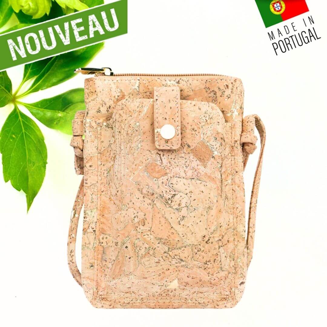 pochette vegan en liege - sac bandouliere liege - sac femme vegan - sac bandoulière en liège - sac liege portugal - pochette légère en liege - pochette cuir végétal - sac bandouliere femme vegan - petit sac léger - petit sac végétal - cuir vegan - pochette en liège