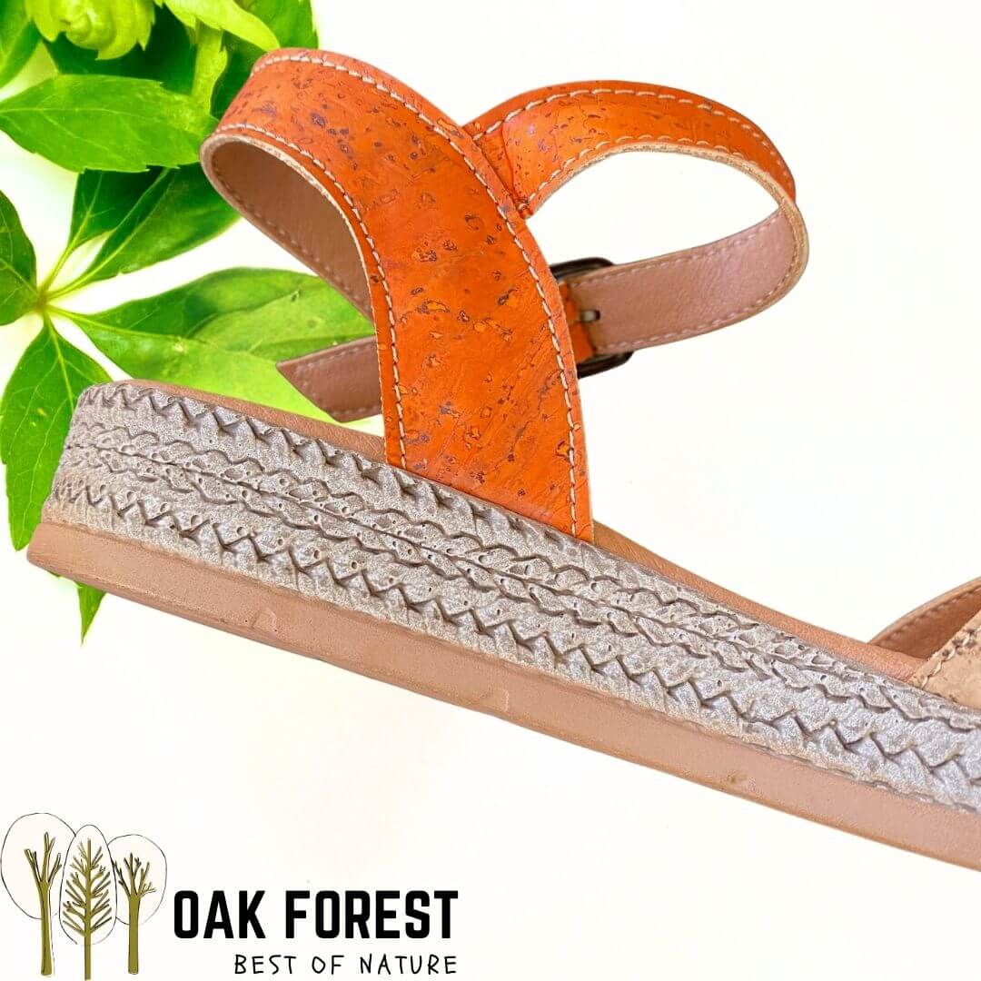 claquette vegan liege - claquette vegan femme - claquettes vegan femme - sandale vegan femme - sandales vegan femme - sandales made in France - sandales made in Portugal - Sandales cuir végétal - sandale en liège - sandales en liège - montado - sandales montado - chaussure montado - montado portugal