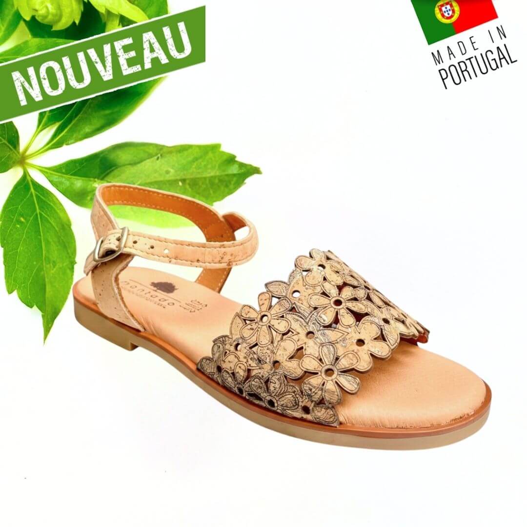 Sandales plates Flora en liège naturel avec fleurs ajourées et reflets dorés marbrés — vue de coté