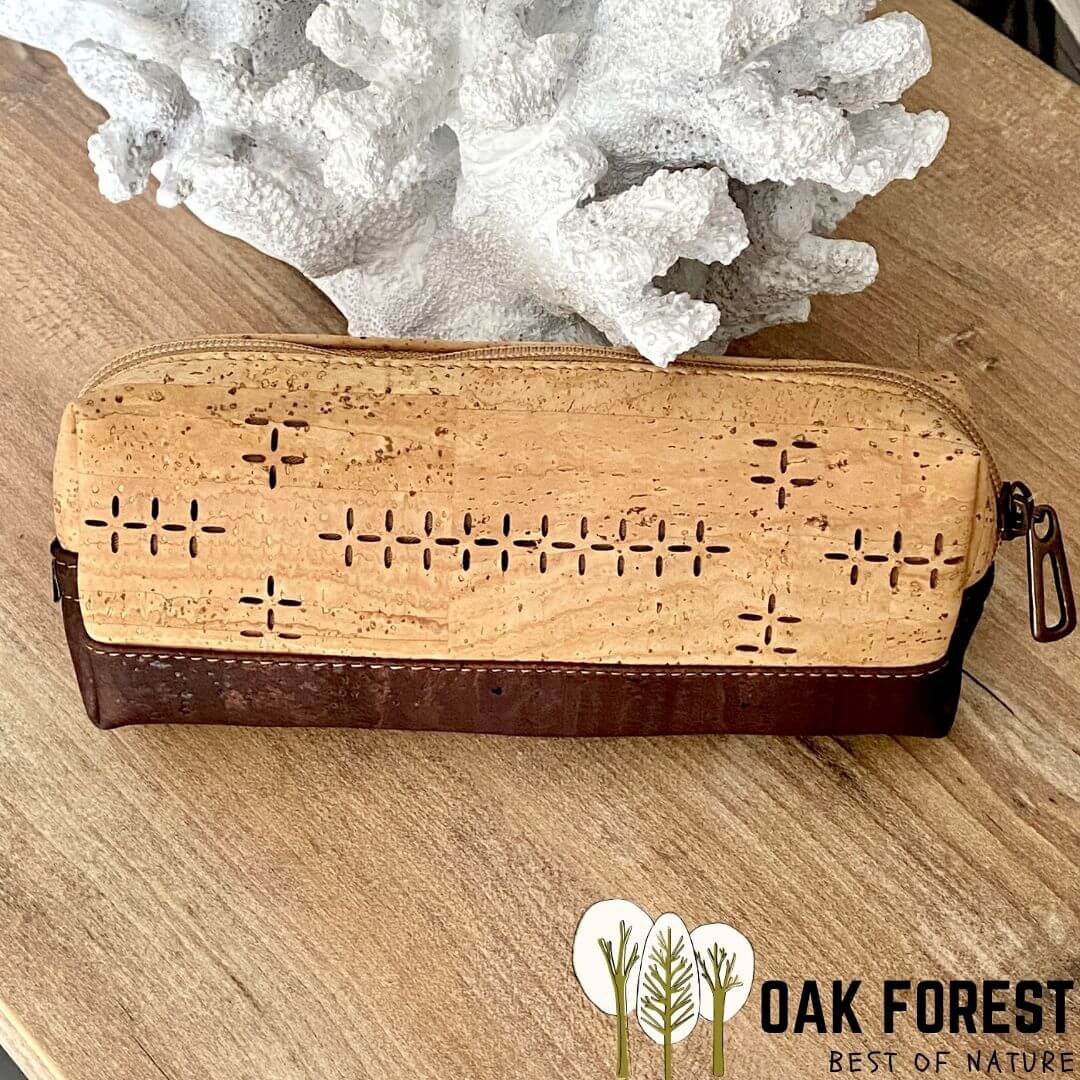 trousse en liège - trousse en liege - pochette en liège - pochette en liege - trousse école - trousse vegan école - trousse enfant vegan - trousse écolier vegan liege - trousse écolier cuir végétal - trousse écolier liege naturel