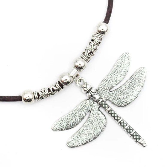 Collier en liège artisanal "Libellule"