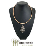 collier en liege femme - collier vegan femme en liege - collier made in Portugal  - collier fantaisie femme naturel - collier artisanal en cuir de liège - collier original femme pas cher
