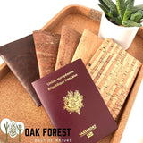 etui passeport vegan - etui passport vegan - etui passeport liège - etui passeport portugal - protege passeport rouge - protège passeport bois - cuir végétal - pochette passeport - couvre passeport - accessoire en liège