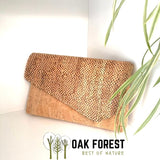 pochette en liege - pochette femme vegan - pochette femme artisanale - pochette femme made in France - pochette cuir végétal - sac a main femme léger - sac à main soirée femme - sac made in portugal - sac artisanal portugais -sac liège - sac en liège