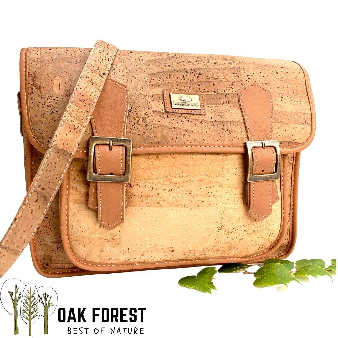 sac cartable homme vegan - sac bandouliere homme vegan liège - sac liège vegan - cartable vegan en liège Portugal - sac léger en liège - sac cuir végétal femme - cartable femme vegan - besace en liege vegan - besace homme camel - sac camel en liege vegan - sac made in France - sac homme made in France - sac Montado - sac liege Montado - Montado
