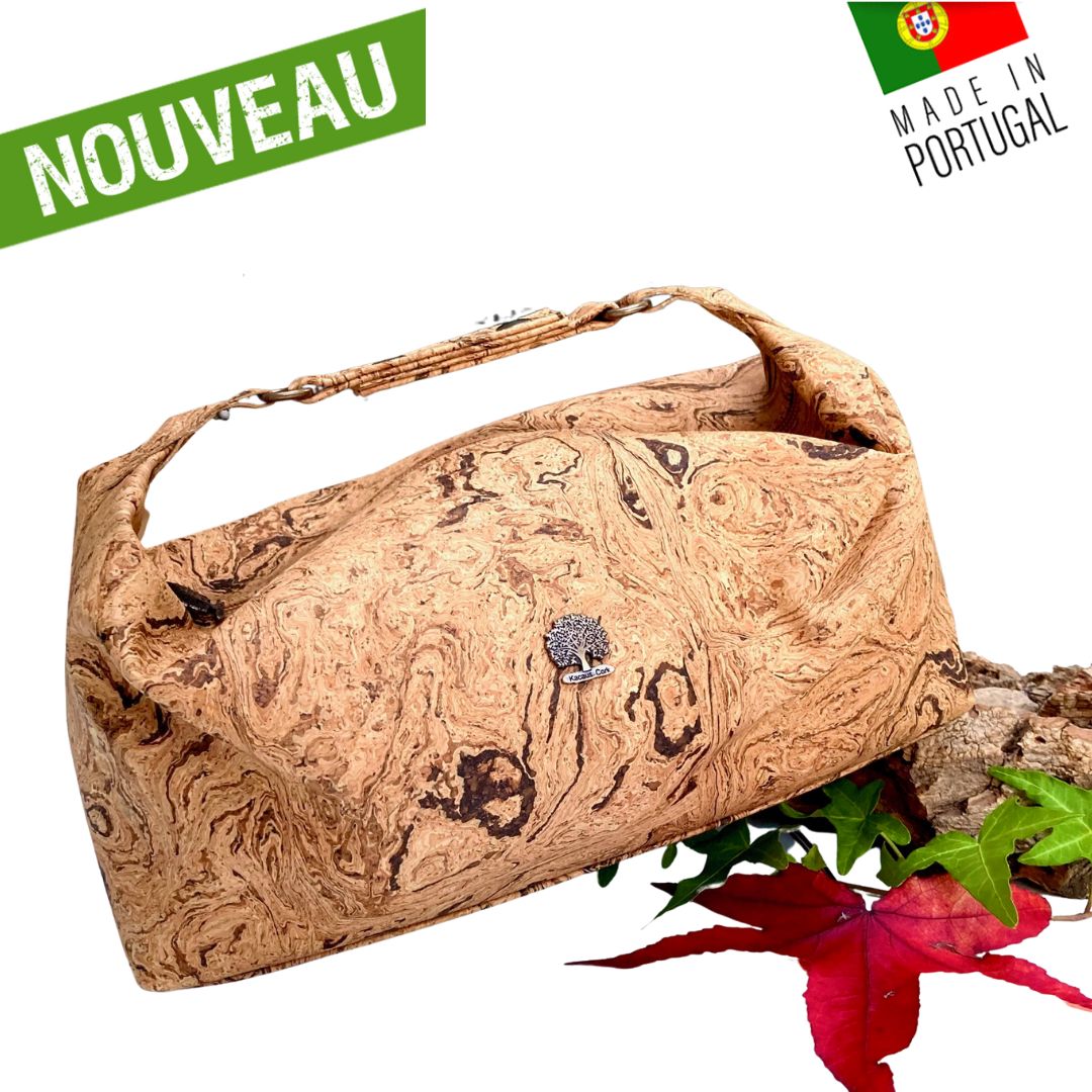 trousse de toilette homme vegan - trousse de toilette liege portugal - trousse de toilette femme vegan - trousse de toilettes vegan - trousse de voyage homme - trousse de voyage femme vegan - trousse de toilette montado - trousse de toilette légère - pochette de voyage en liege - trousse liege - trousse maquillage vegan- trousse maquillage femme liege - trousse maquillage liège - trousse de rangement liège