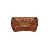 étui à lunettes en liège - étui en liège - pochette en liège - boite à lunette en liège - protège lunettes en liège - boite à lunette vegan - étui à lunettes vegan - protection lunettes de soleil en liège - range lunettes de vue - range lunettes de soleil - ranger ses lunettes - étui en lunette original - étui a lunette végétal